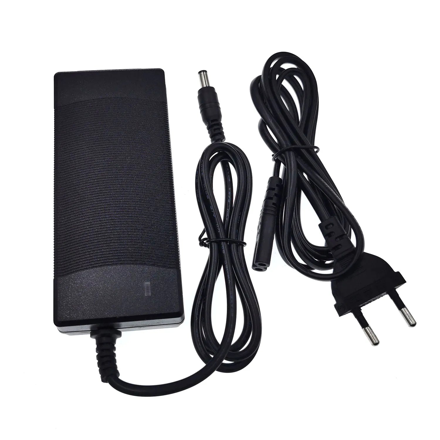 Carregador de bateria de 36V 2A com saída de 42V 2A e entrada de 100-240 VCA para baterias de lítio, íon-lítio e polímero de lítio da série 10 (36V).